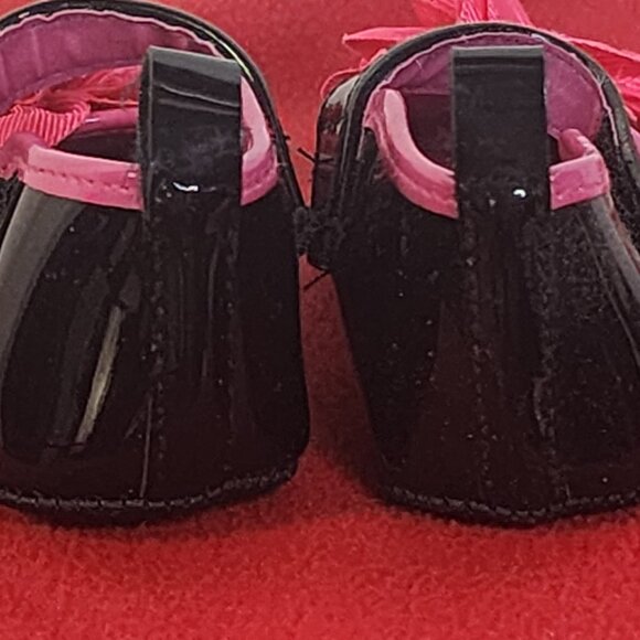Tendertoes Black Patent Leather Fascia Flower Detail Infant Velcro Dress Shoe 2 - Picture 6 of 16